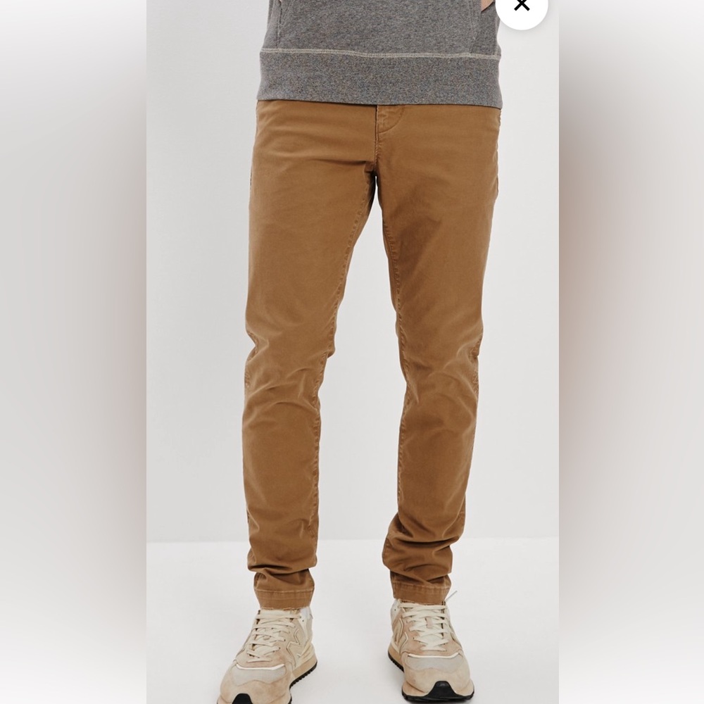 3 pr. American Eagle Outfitters khakis